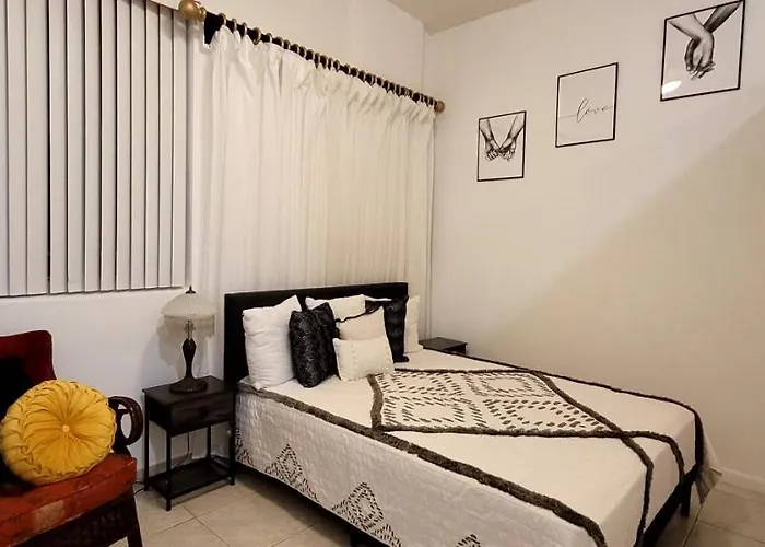 Villa Las Palmeras South Miami