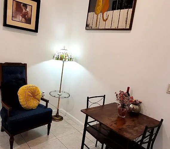 Villa Las Palmeras South Miami